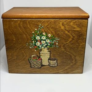 Recipe box with blank recipe cards and protectors